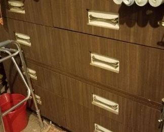 Large drawer unit
