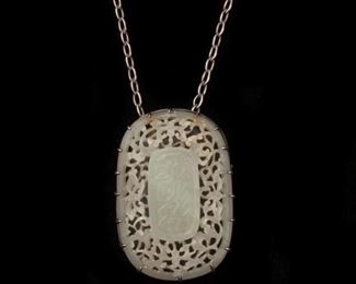 119: Nephrite Carved Box Brooch/Pendant, Signed