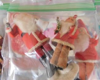 4 Vintage Santas