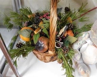 Decorative Holiday Basket