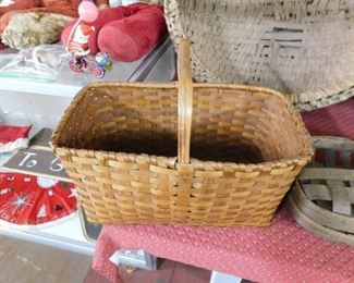 Oak Basket