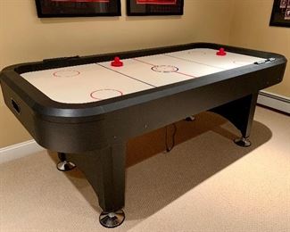 Air Hockey Table