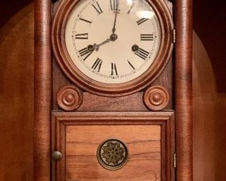 Mantle Clock