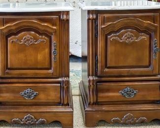 Lot 208 - Furniture Pair of Matching Nightstands