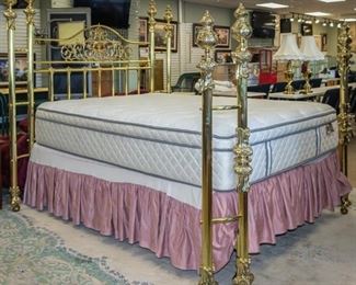 Lot 396 - Furniture Queen Size Lawrence Bradley Brass Bed