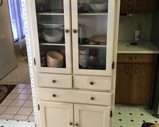 Primitive cabinet