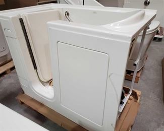 420: Therapy Tub Model 3052A Air Jetted with Pump
Measures approximately 30" x 52" x 40"
 