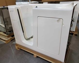 425: Whisper Spa Model 3052 Air Jetted Tub
Measures approximately 30" x 52" x 42" tall