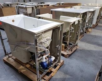 507: 7 Therapy Tubs, Various Models and Sizes
Models: 3052 42" tall, 2653 38" tall, 3252WC 41.5" tall, 2653 38" tall, 3260 38" tall, 2660 38.5" tall, and 3252W 41" tall