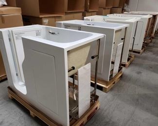 512: 7 Therapy Tubs, Various Models and Sizes
Models: 2852 41" tall, 2852 41" tall, 4 Model 3052A1 42" tall, and 2852 WR 41" tall
