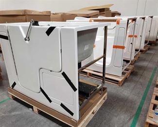 523: 5 Therapy Tubs, Various Models and Sizes
Models: 3252LW-0 41" tall and 4 3052A2 41" Tall