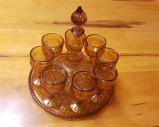 Decanter and drinking glass set