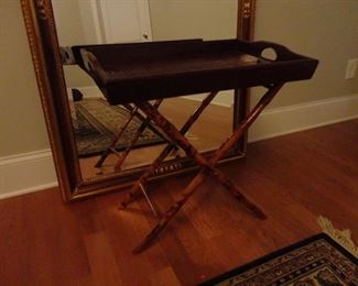 Tray table (tray lifts off) 24x24x16