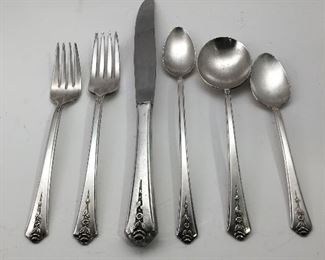 Holmes and Edwards Inlaid IS 30 Pieces