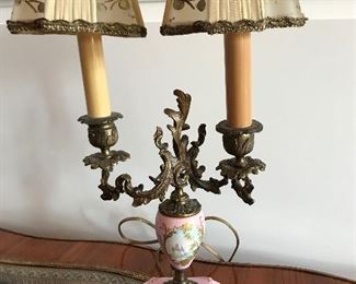 Antique boudoir lamp