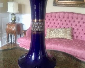22” tall Lapiz vase