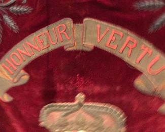Ornate antique velvet tapestry "Honneur Vertu", measuring 4'8"x2'5"