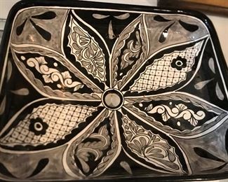 Ceramic sink basin 18”x 14.5” x7