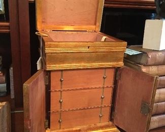 Humidor
