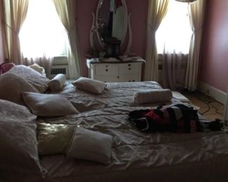 Mattresses and boxsprings