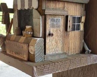 Outdoor Furniture & Décor 