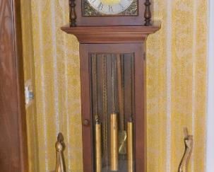 GRANDMOTHER CLOCK, BRASS BIRDS