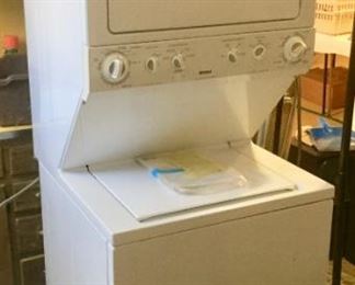 Kenmore Laundry Center