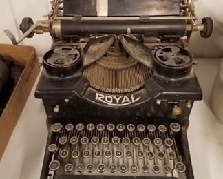 Royal typewriter