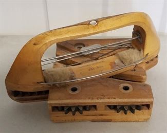 Antique Geared Weaving Loom Shuttle Bobbin