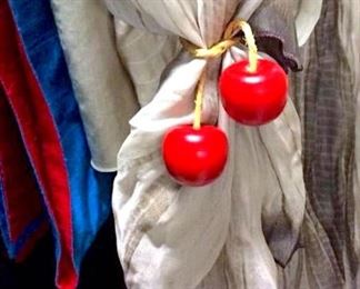 Country Wooden Folk Cherry Decor