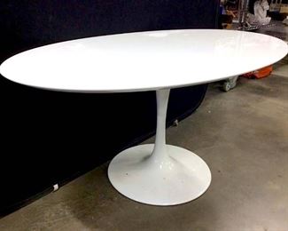White Toned Oval Top Tulip Table