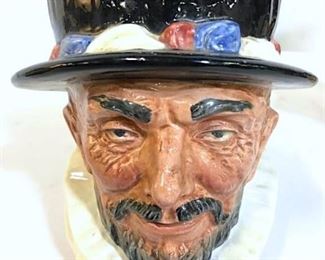 ROYAL DOULTON BEEF EATER Porcelain Mug