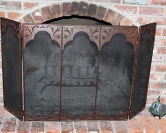 Fireplace screen