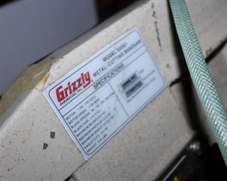 Grizzly Bandsaw