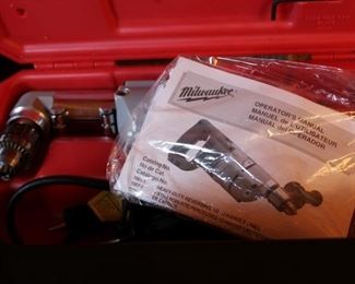 Milwaukee Heavy Duty, Reversing, 1/2" D Handle Drill