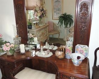 french antique vanity and bench