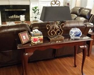 Cherry Queen Anne style sofa table with protective glass