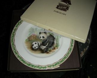 Boehm panda plates with boxes (2)