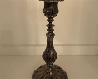 Top arm removable for a single candlestick.