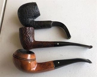 Pipes are sold as one lot.