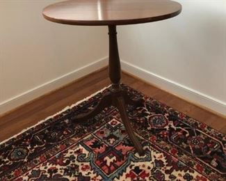 Seay Furniture Co. mahogany tilt top table, opened.