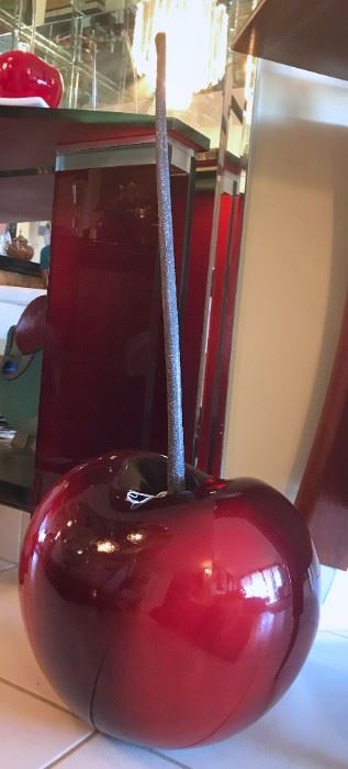 Oversize Contemporary Cherry