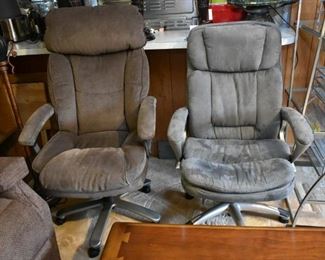 2 Desk chairs