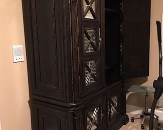 Beautiful mirrored armoire 