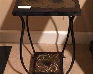 Metal art table