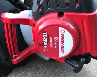 Gas powered Troy- bolt leaf blower