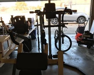 Weight bench total body gym