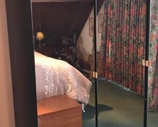 Modern, High Gloss Wardrobe Armoire with all glass fronts - 5 separate pieces