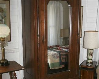 BEAUTIFUL ANTIQUE WALNUT ARMOIRE