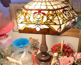 #150		Tiffany Style Lamp w/Iris Pattern 27" Tall	 $150.00 
